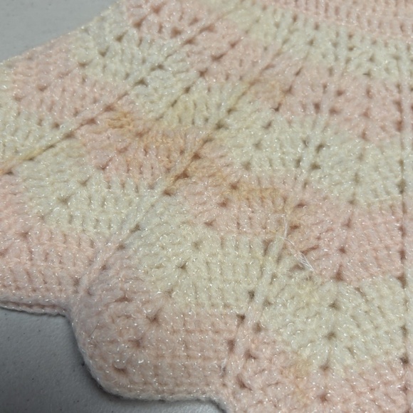 Vintage Handmade Crocheted Salmon Pink Cream Baby Blanket & Baby/Doll Dress - Picture 5 of 12